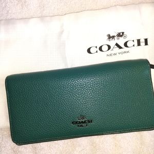 New Coach Wallet